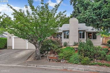 Main picture of 12665 NW Lovejoy St