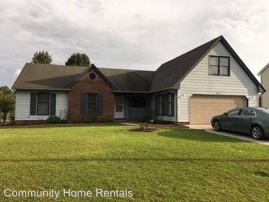 Main picture of 405 Raintree Rd