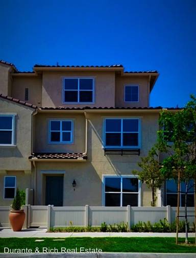 Main picture of 1520 Santa Carolina Rd