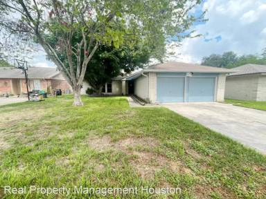 Main picture of 13930 Montaigne Dr