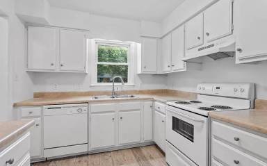 Main picture of 3108 Crandon Ln