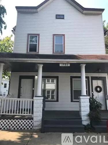 Main picture of 5400 - 12 Lorain Avenue