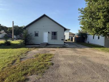 Main picture of 1401 8th Ave NE