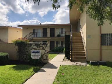 Main picture of 1836 W Crestwood Ln