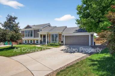 Main picture of 5916 S Nepal St