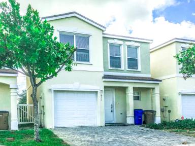 Main picture of 901 SW 15th St