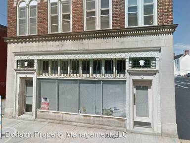 Main picture of 108 N Jefferson St