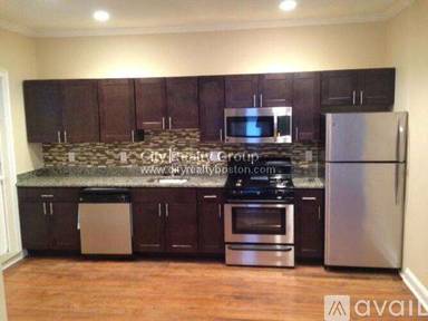 Main picture of 2 Johnson Ave