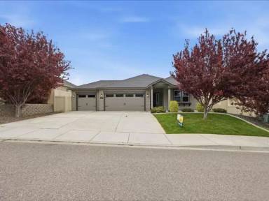 Main picture of 368 Wishkah Dr