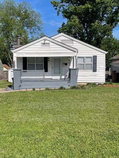 Main picture of 1227 S College Ave