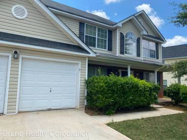 Main picture of 40 Dogwood Pl