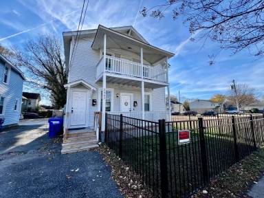 Main picture of 2307 Lafayette Blvd