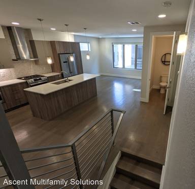 Main picture of 1333 Elati St