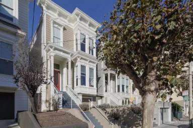 Main picture of 245 Hyde St