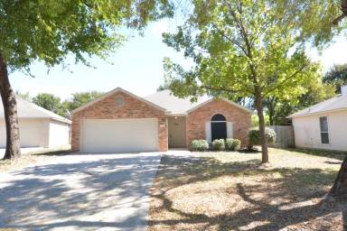 Main picture of 2720 Greenbriar Ct