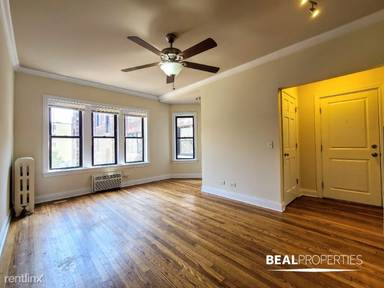 Main picture of 746 W Addison St