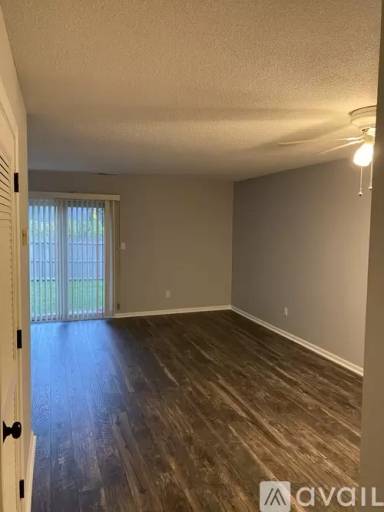 Main picture of Pond Ridge Condominiums