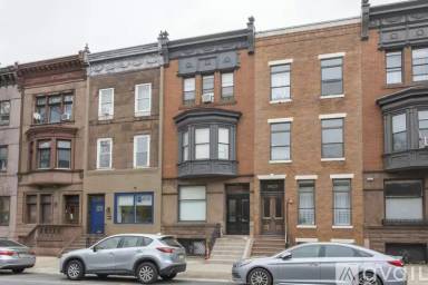 Main picture of 1821 S Broad St