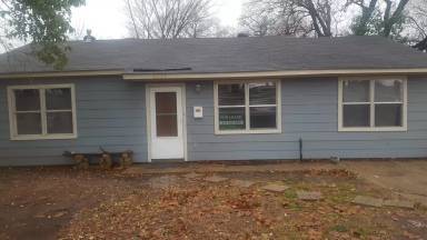 Main picture of 1327 Michael St