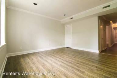 Main picture of 1238 Queen St NE