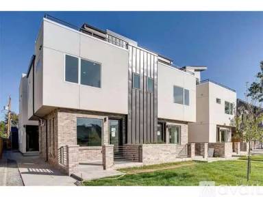 Main picture of 1370 Yates St