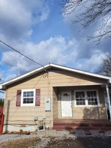 Main picture of 93 N Canton Rd