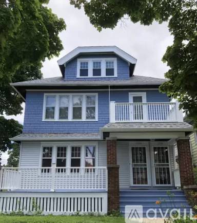 Main picture of 1844 N 59th St