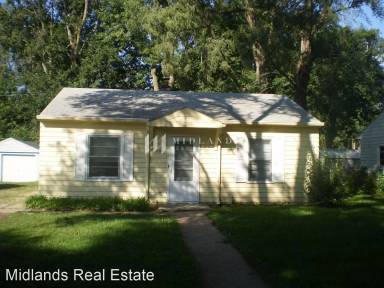 Main picture of 2804 Crawford St