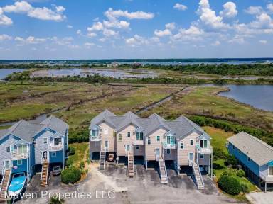 Main picture of 114 Calinda Cay Ct