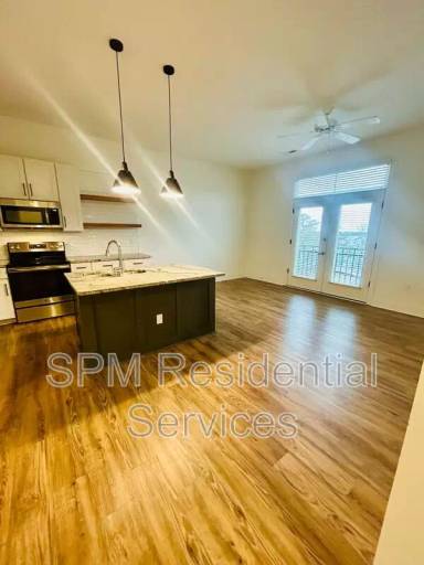Main picture of 204 Arcadian Row