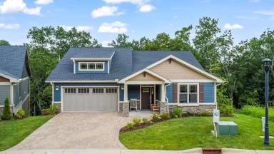 Main picture of 21 Craftsman Overlook Rdg