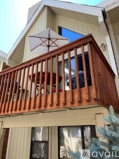 Main picture of 989 Tahoe Blvd Apartments