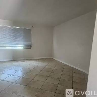 Main picture of 383 W Ramona Dr