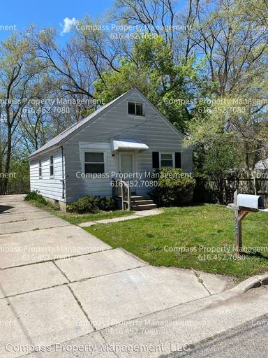 Main picture of 2355 Ansonia Ave SW