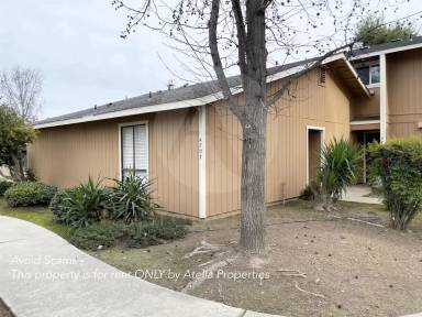 Main picture of 4707 W School Ave