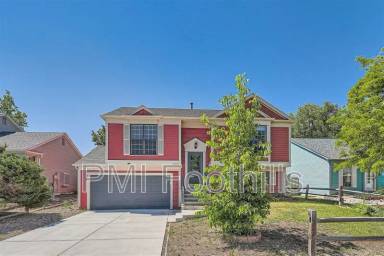 Main picture of 11516 W 102nd Pl