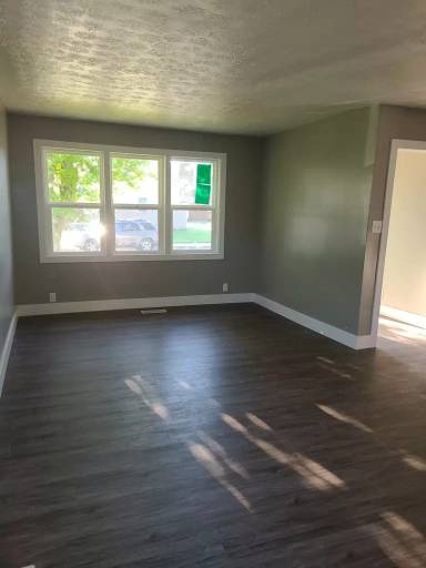 Main picture of 1727 S Union St
