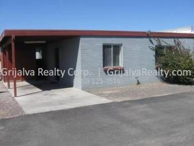 Main picture of 5837 E 24th St