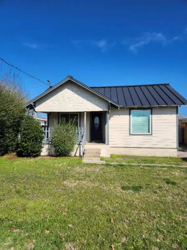 Main picture of 7204 Charbonneau Rd