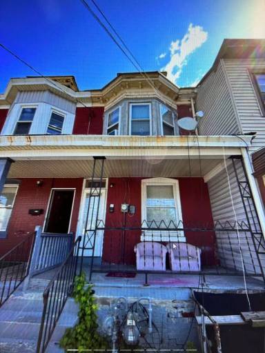 Main picture of 38 Fountain Ave
