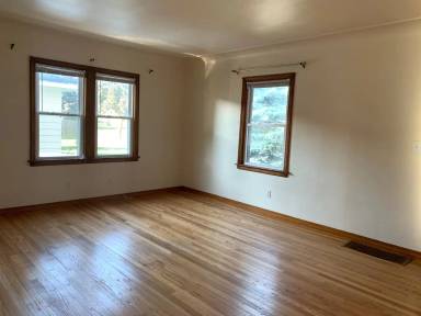 Main picture of 246 Marion Ave SW