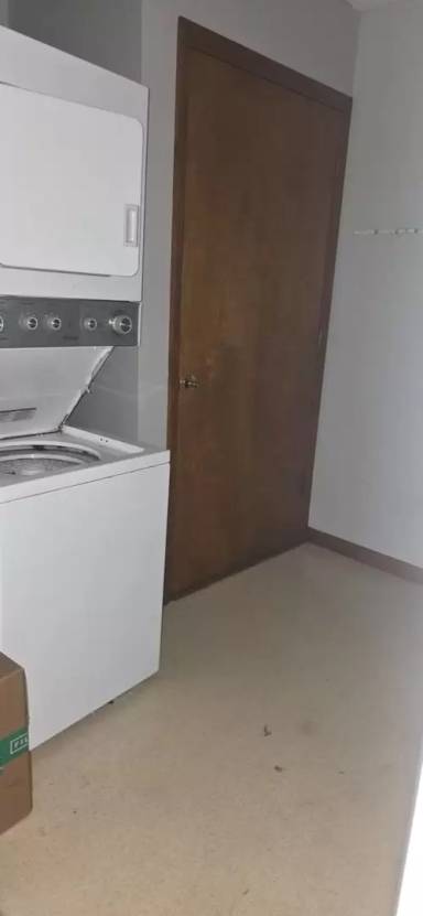 Main picture of 31465 Burt St