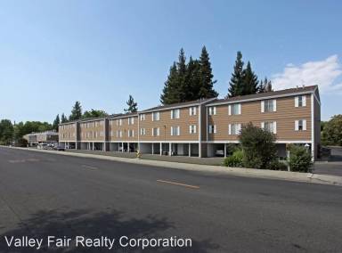 Main picture of Colonial Gardens Apartments