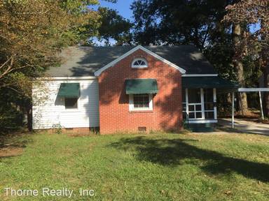 Main picture of 118 S Fairview Cir