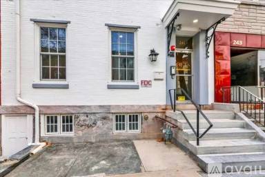 Main picture of 241 S 5th St