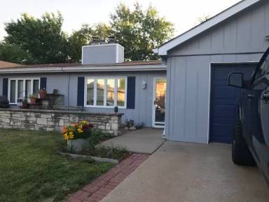 Main picture of 2025 Shirley Ln