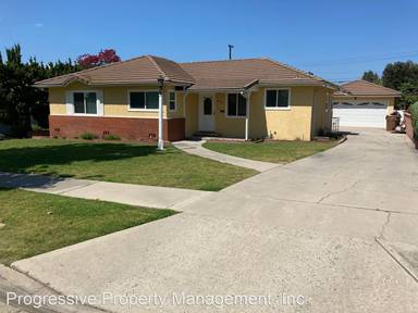 Main picture of 1025 Hollydale Dr