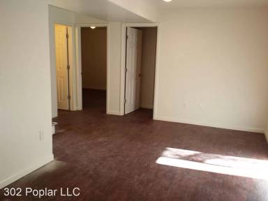 Main picture of 186 S Yates Way