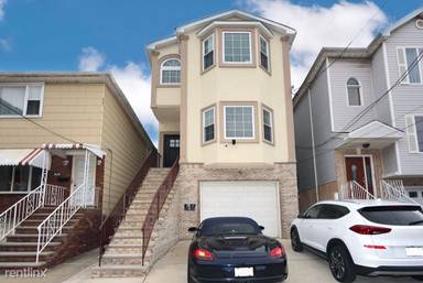 Main picture of 12 Reynolds Ave