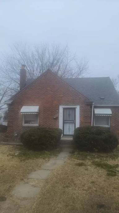 Main picture of 19160 Gilchrist St